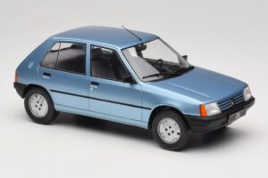 Peugeot 205 Blu MCG 1:18 MCG18491 Pressofusione — immagine 4 di 6