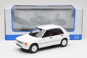 Peugeot 205 Bianco MCG 1:18 MCG18493 Pressofusione — immagine 6 di 6