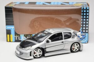 Peugeot 206 MTK Argento Solido 1:18 1817 Pressofusione — immagine 8 di 8