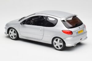 Peugeot 206 RC Aluminium Argento Norev 1:18 184726 Pressofusione — immagine 7 di 8