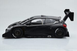 Peugeot 208 T16 Pikes Peak S. Loeb Pikes Peak International Hill Climb Record 2013 AUTOart 1:18 81356 Composito — immagine 3 di 6