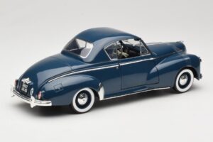 Peugeot 302 Coupe Blu Solido 1:18 8168 Pressofusione — immagine 3 di 8