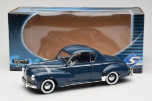 Peugeot 302 Coupe Blu Solido 1:18 8168 Pressofusione — immagine 8 di 8