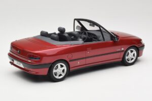 Peugeot 306 Cabriolet Rosso Otto 1:18 OT042 Resina — immagine 2 di 6