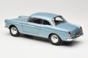Peugeot 404 Coupe Blu Norev 1:18 184745 Pressofusione — immagine 7 di 8