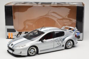 Peugeot 407 Racing Argento Solido 1:18 90642 Pressofusione — immagine 8 di 8