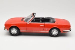 Peugeot 504 Cabriolet Rosso Norev 1:18 184754 Pressofusione — immagine 4 di 8