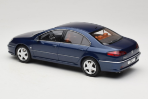 Peugeot 607 Phase II 3.0 V6 Blu Otto 1:18 OT485 Resina — immagine 5 di 6