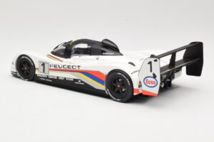 Peugeot 905 Evo 1B Group C #1 Peugeot Talbot Sport D. Warwick / Y. Dalmas / M. Blundell 24 Hours of Le Mans Winner 1992 Norev — immagine 5 di 6