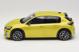 Peugeot E-208 GT Jaune Agueda Otto 1:18 OT1164 Resina — immagine 3 di 6