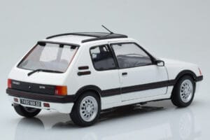 Peugeot 205 GTi 1.6 Bianco Norev 1:18 184849 Pressofusione — immagine 3 di 8