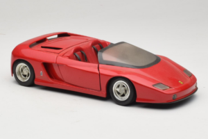 Pininfarina Mythos Rosso Revell 1:18 8806 Pressofusione — immagine 6 di 8