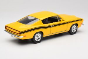 Plymouth Barracuda Giallo Road Legends 1:18 92178 Pressofusione — immagine 3 di 8