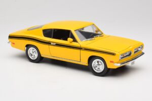 Plymouth Barracuda Giallo Road Legends 1:18 92178 Pressofusione — immagine 6 di 8