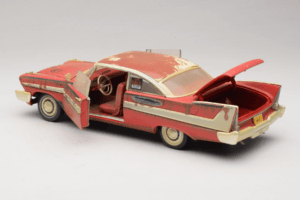 Plymouth Fury Rosso Christine Versione Sporca Auto World 1:18 AWSS119/06 Pressofusione — immagine 5 di 8