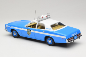 Plymouth Fury Police Pursuit New York Police Department GreenLight 1:18 19043 Pressofusione — immagine 7 di 8