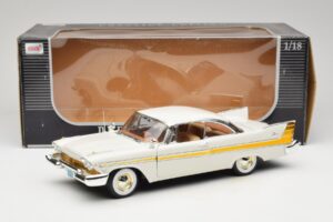 Plymouth Fury Bianco Anson 1:18 30398 Pressofusione — immagine 8 di 8