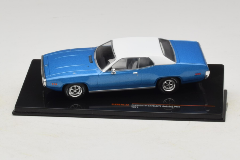 Plymouth Satellite Sebring Plus Blu IXO 1:43 CLC601N Pressofusione