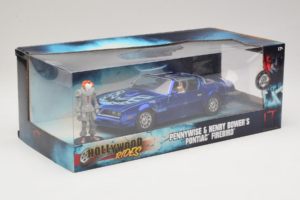 Pontiac Firebird Pennywise With Figure Jada 1:24 31118 Pressofusione — immagine 2 di 3