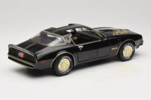 Pontiac Firebird Trans Am SE Smokey and the Bandit Joyride 1:18 33121 Pressofusione — immagine 3 di 8