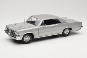 Pontiac GTO Argento Sun Star 1:18 1821 Pressofusione