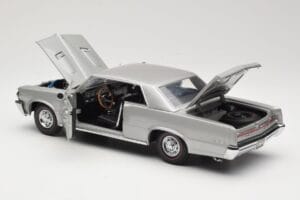 Pontiac GTO Argento Sun Star 1:18 1821 Pressofusione — immagine 5 di 8