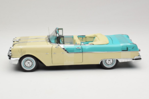 Pontiac Star Chief I Love Lucy Nautilus Blue Bianco Sun Star 1:18 5057 Pressofusione — immagine 4 di 7