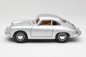 Porsche 356B Argento & Interni Marrone Bburago 1:18 3021-M2 Pressofusione — immagine 4 di 8