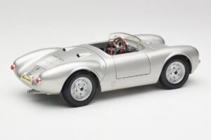 Porsche 550 A Spyder Argento Maisto 1:18 50314 Pressofusione — immagine 3 di 8