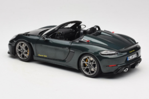 Porsche 718 Spyder RS Weissach Pack Forest Green Norev 1:18 187272 Pressofusione — immagine 7 di 8