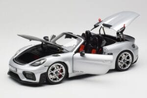 Porsche 718 Spyder RS Weissach Pack GT-Silver Metallic Norev 1:18 187270 Pressofusione — immagine 2 di 8