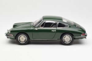 Porsche 901 Verde CMC 1:18 M-067B Pressofusione — immagine 3 di 6