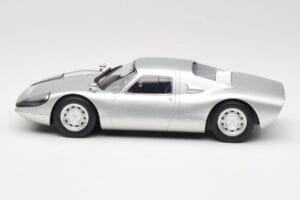Porsche 904 GTS Norev 1:18 187440 Pressofusione — immagine 3 di 6