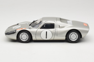 Porsche 904 GTS #1 Japan Grand Prix 1964 Minichamps 1:18 183646701 Pressofusione — immagine 4 di 8