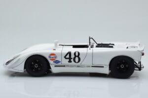 Porsche 908/02 #48 S. McQueen / P. Revson 12 Hours of Sebring 2nd Place Post Race Version 1970 AUTOart 1:18 87072 Pressofusio — immagine 4 di 8