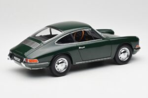 Porsche 911 901 Irish Verde Kyosho 1:18 08969G Pressofusione — immagine 3 di 8