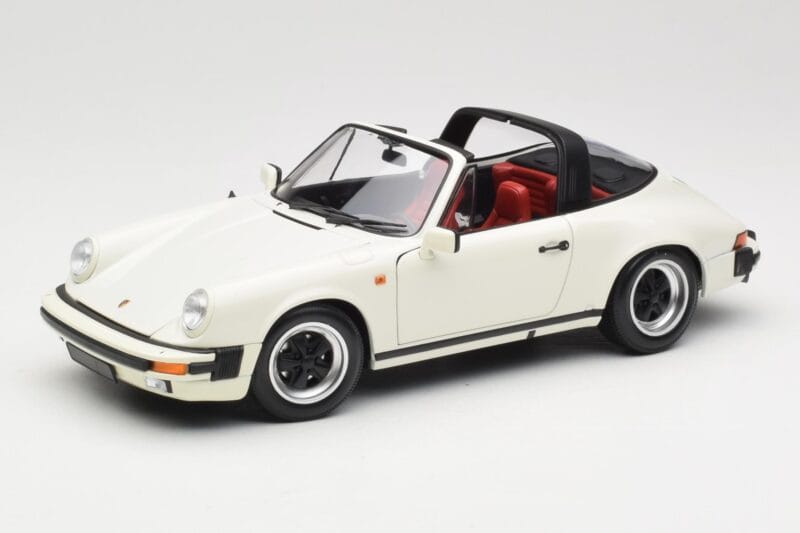 Porsche 911 930 Carrera Targa 3.2 Grand Prix White Minichamps 1:18 100063062 Pressofusione