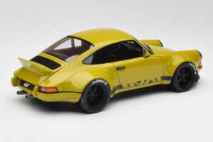 Porsche 911 930 RWB Classic Cachi GT Spirit 1:18 GT120 Resina — immagine 2 di 6