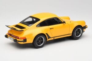 Porsche 911 930 Turbo 3.0 Giallo Norev 1:18 187579 Pressofusione — immagine 3 di 8