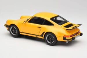 Porsche 911 930 Turbo 3.0 Giallo Norev 1:18 187579 Pressofusione — immagine 7 di 8