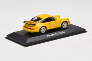 Porsche 911 964 Turbo Giallo MaxiChamps 1:43 940069104 Pressofusione — immagine 2 di 4