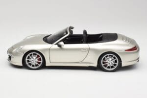 Porsche 911 991 Carrera S Cabriolet GT Argento Metallizzato Minichamps 1:18 100061030 Pressofusione — immagine 4 di 8