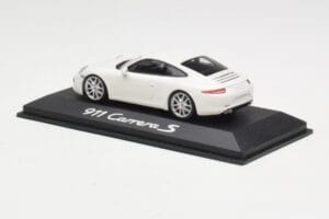 Porsche 911 991 Carrera S Bianco IAA Frankfurt 2011 Minichamps 1:43 WAX20100090 Pressofusione — immagine 4 di 5