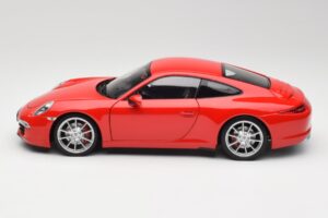 Porsche 911 991 Carrera S Guards Rosso Minichamps 1:18 100061020 Pressofusione — immagine 4 di 8