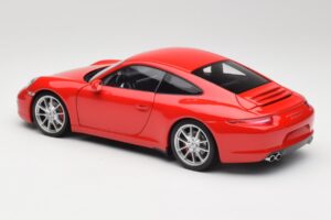 Porsche 911 991 Carrera S Guards Rosso Minichamps 1:18 100061020 Pressofusione — immagine 7 di 8