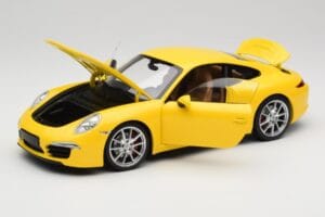 Porsche 911 991 Carrera S Racing Yellow Minichamps 1:18 100061021 Pressofusione — immagine 2 di 8