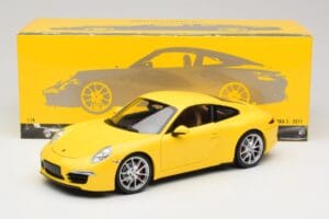 Porsche 911 991 Carrera S Racing Yellow Minichamps 1:18 100061021 Pressofusione — immagine 8 di 8