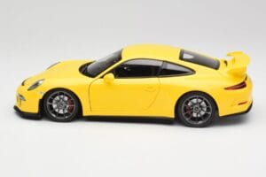 Porsche 911 991 GT3 Racing Giallo & Cerchi Argento Minichamps 1:18 110062722 Pressofusione — immagine 4 di 8