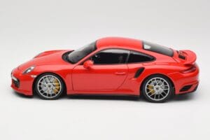 Porsche 911 991 Turbo S Guards Red Minichamps 1:18 110067122 Pressofusione — immagine 4 di 8