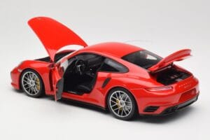 Porsche 911 991 Turbo S Guards Red Minichamps 1:18 110067122 Pressofusione — immagine 5 di 8